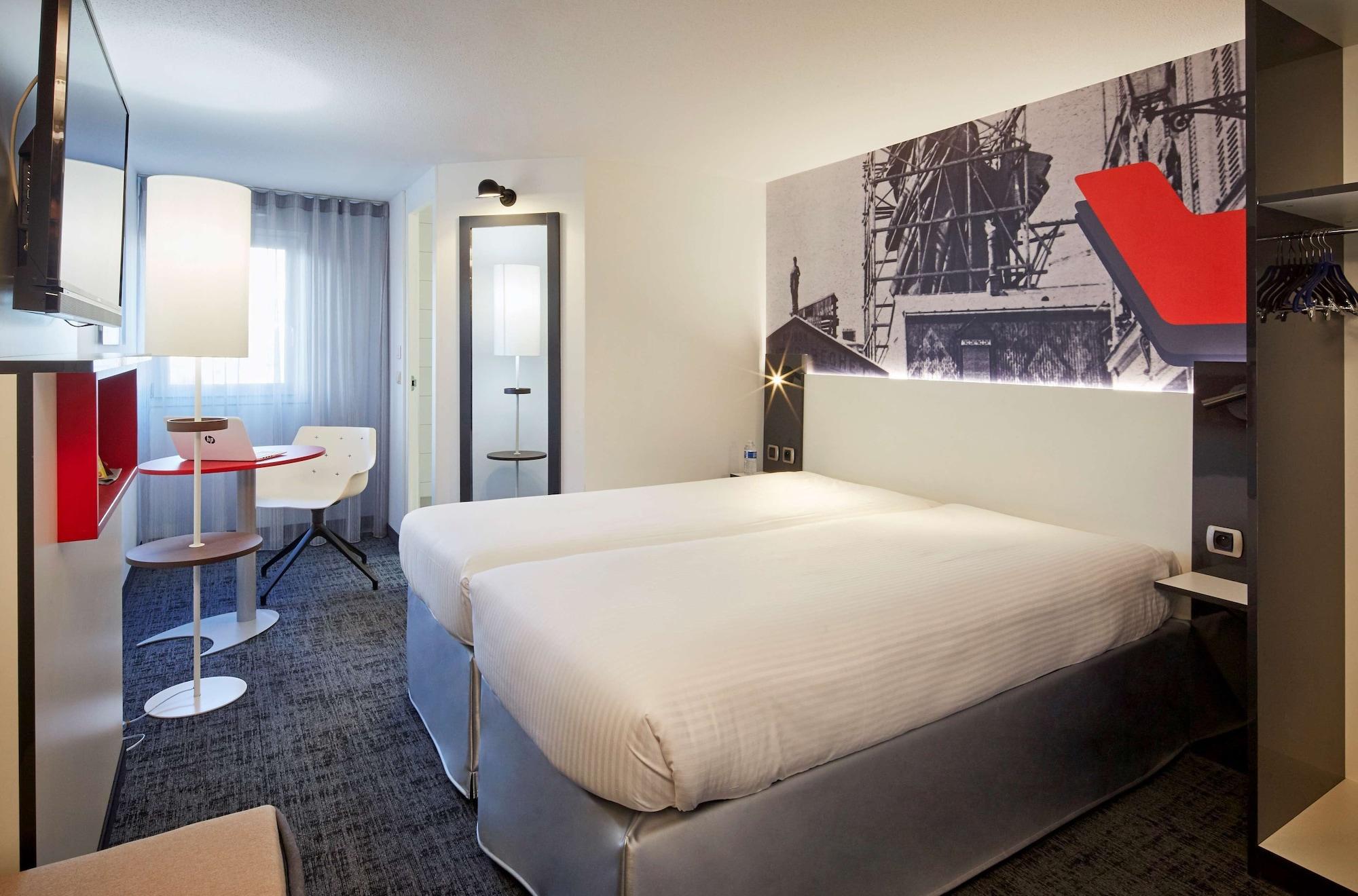 Kyriad Centre - Parc Des Expositions Hotel 3*